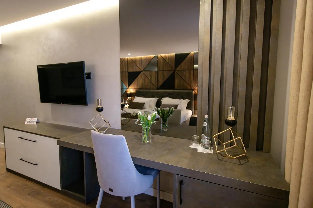 Hotel Sokrati Selitë e Vogël 4*,